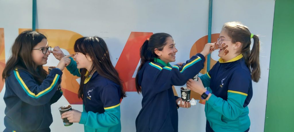 SAN FRANCISCO DE ASÍS/HAKUNA MATATA